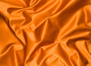 Orangefarbener Satin
